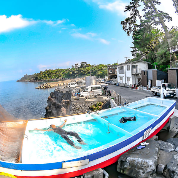 伊豆半島人気ＮＯ．1ダイビングポイントで潜るならCloverにお任せあれ！！