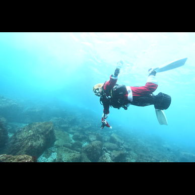 伊豆で潜るならClover！！水中スクーターで水中をお散歩しよう♪